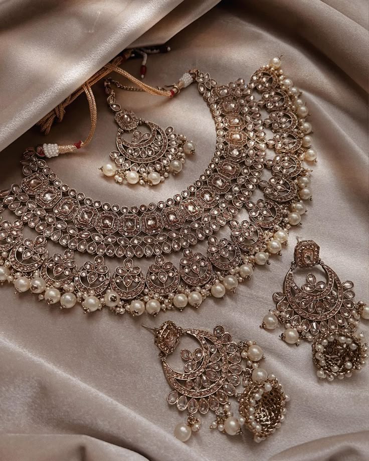 Zar Jewelry Sets Collection