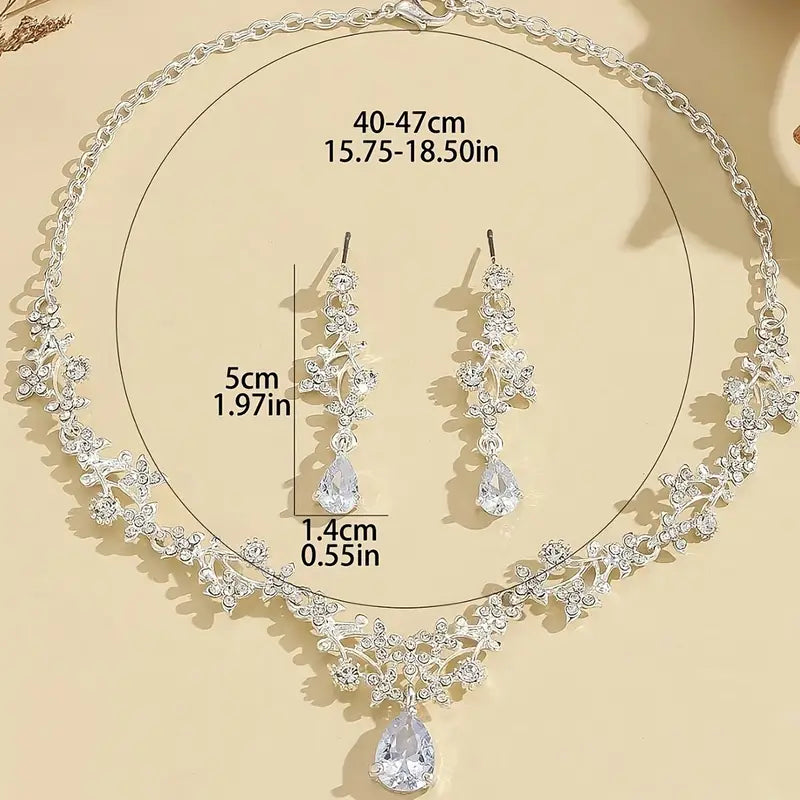 Crystal Blossom Bridal Jewelry Set – Elegant Teardrop Necklace & Earrings