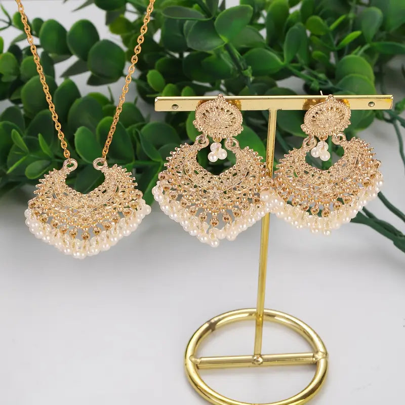 Vintage Boho 3-Piece Jewelry Set – Tassel & Faux Pearl Pendant Necklace with Golden Earrings