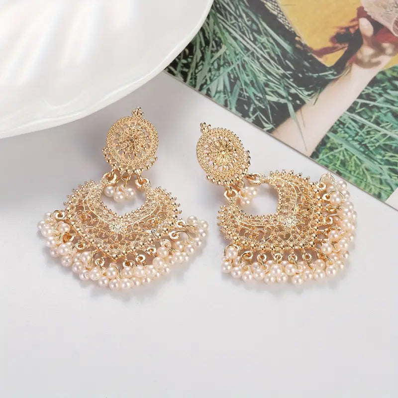 Vintage Boho 3-Piece Jewelry Set – Tassel & Faux Pearl Pendant Necklace with Golden Earrings