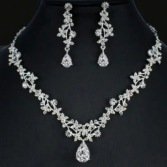 Crystal Blossom Bridal Jewelry Set – Elegant Teardrop Necklace & Earrings
