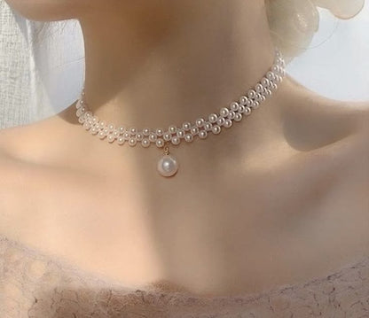 Trendy Korean Pearl Choker for Girls – Faux Pearl Statement Necklace